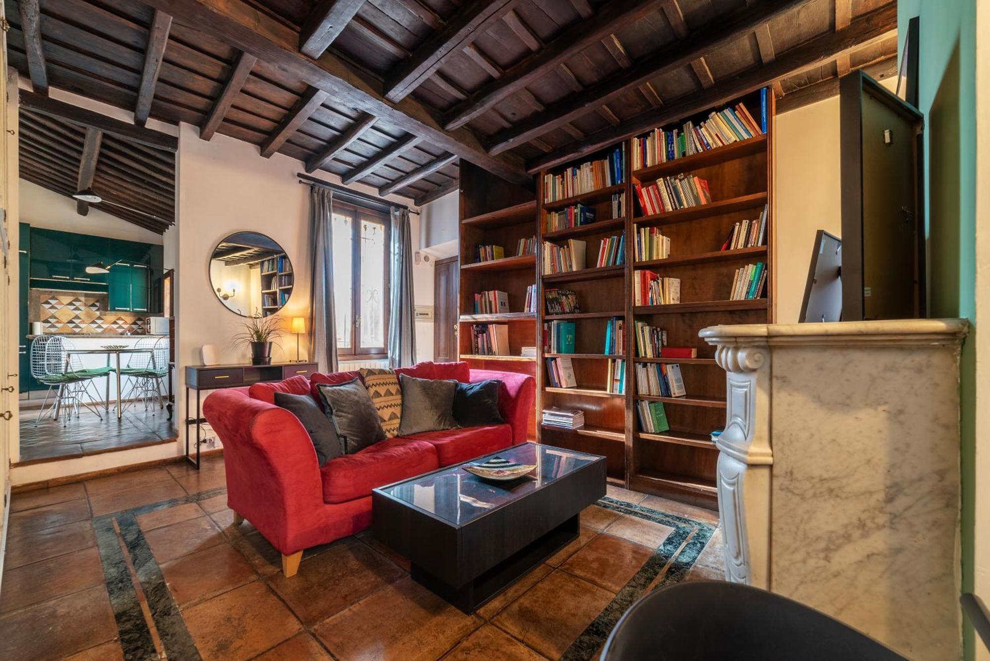 Cozy Trevi Romance Roma